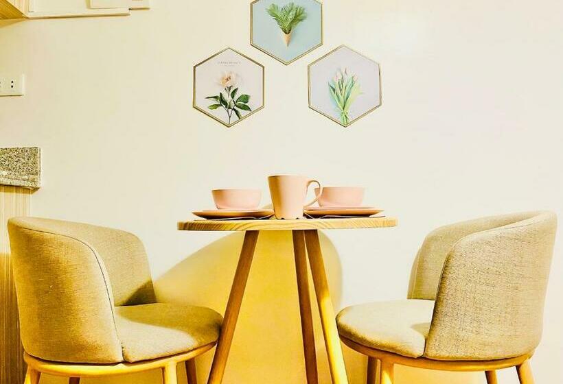 Пансион Hampton Cinema Suite