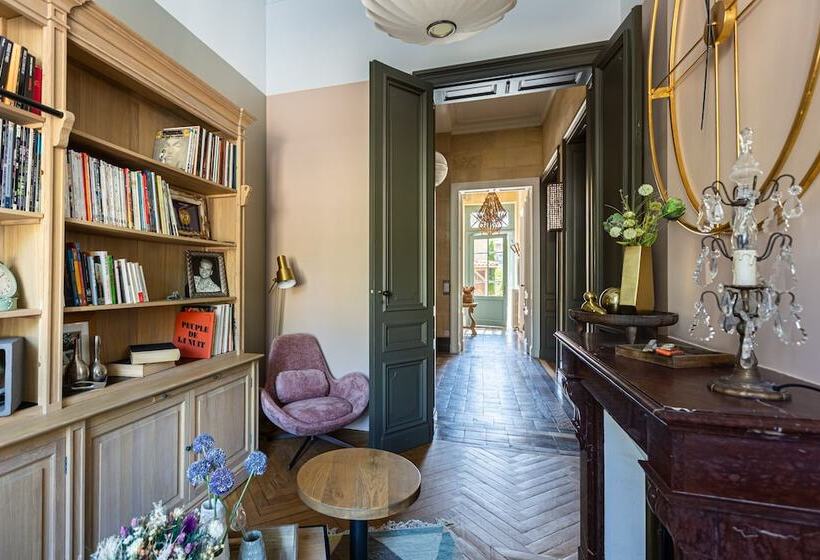 Пансион La Maison Mulato