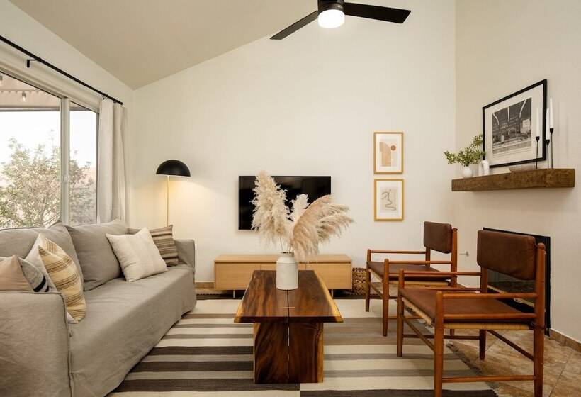 Petit Sahara By Avantstay Desert Escape W/ Pool, Outdoor Dining & Table Tennis!