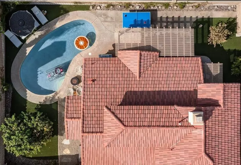 Petit Sahara By Avantstay Desert Escape W/ Pool, Outdoor Dining & Table Tennis!