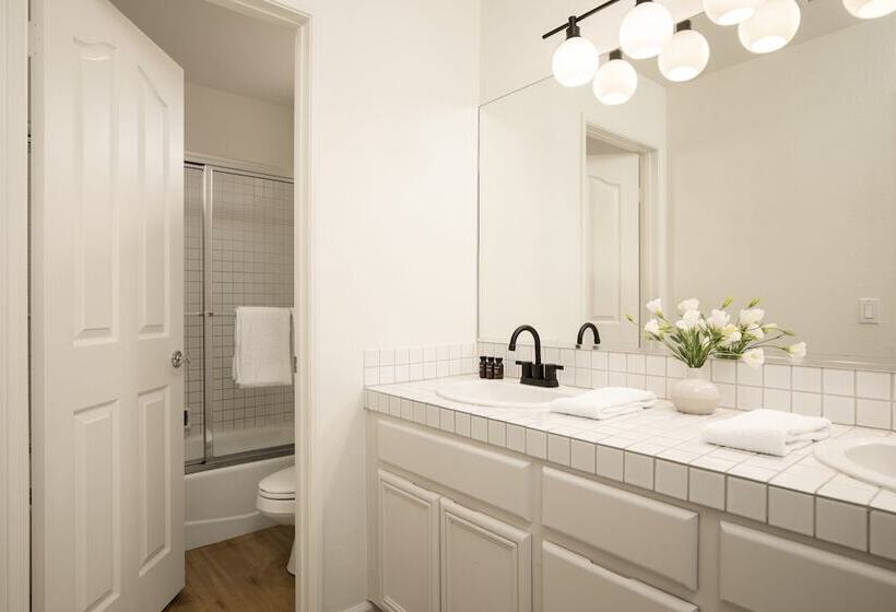 Petit Sahara By Avantstay Desert Escape W/ Pool, Outdoor Dining & Table Tennis!