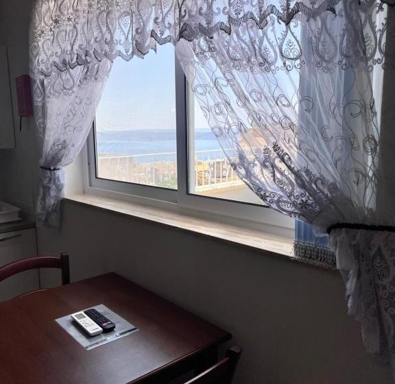 Ta Dun Martin And Taz Zija Bed And Breakfast