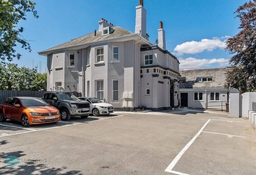 2 Bed The Penthouse By Pureserviced