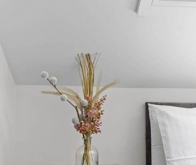 2 Bed The Penthouse By Pureserviced