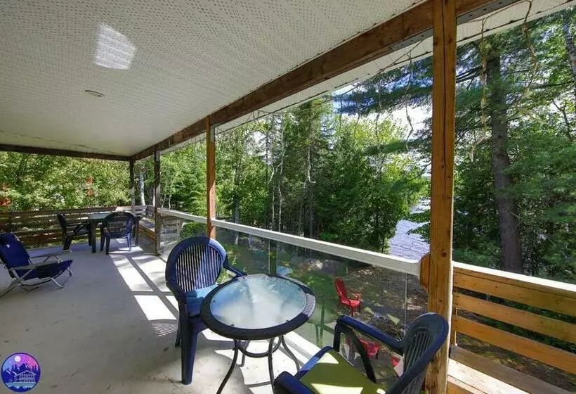 Chalet Sur Le Bord Du Lac Brûlé   Spa Billard  Kay