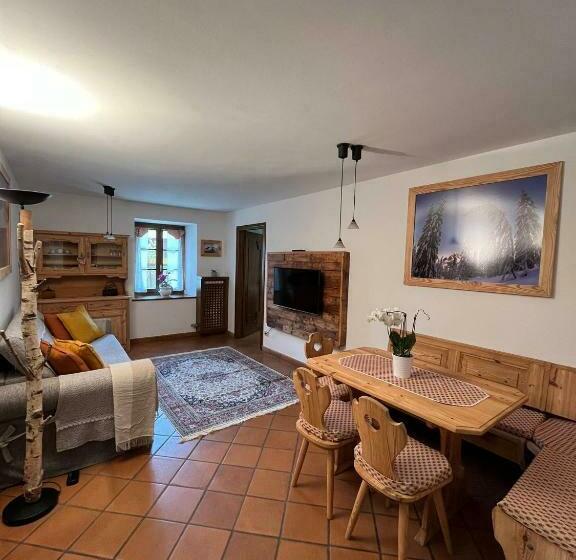 Dolomiti House Stube