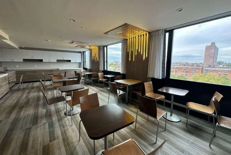 Hotelli Days Inn By Wyndham Brooklyn Eastern Parkway