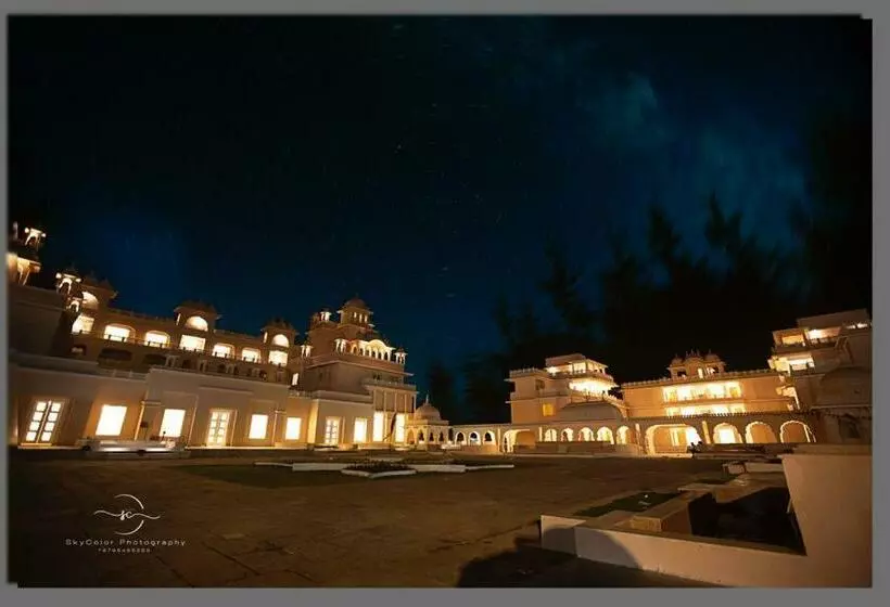 Hotelli The Utopia Resort Sanchi