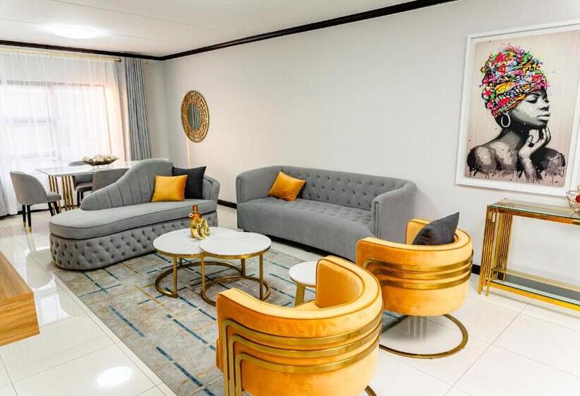 Moonpopson Luxury Apartments, Fourways, Sandton