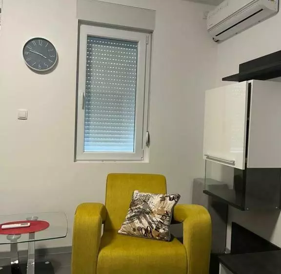 Apartman Tajna