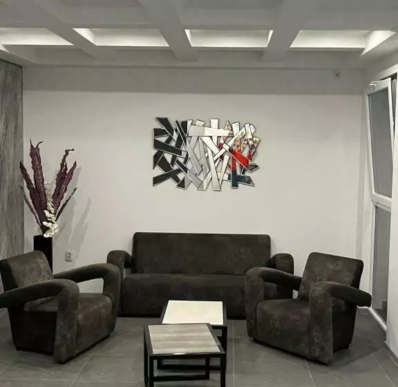Apartman Tajna