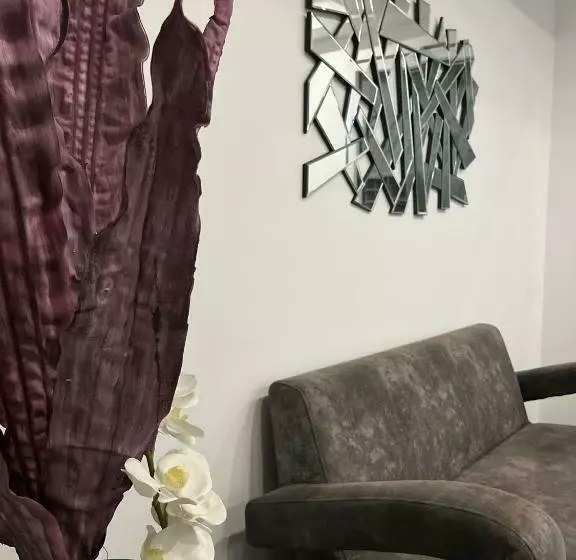 Apartman Tajna