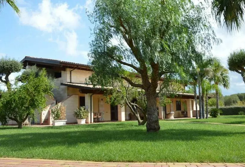 Borgo Dei Normanni
