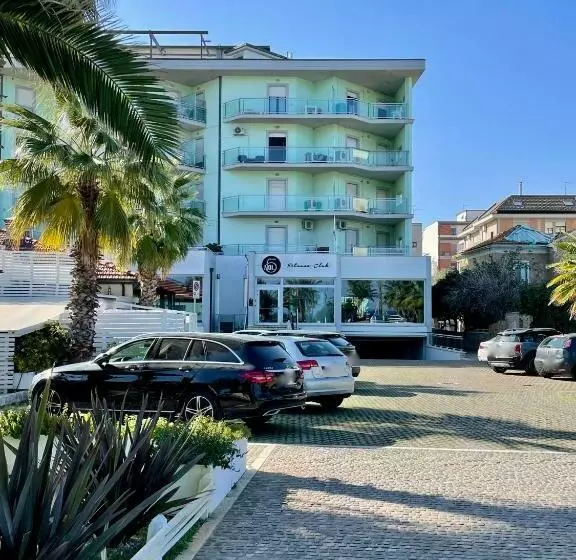 Rada   Loft Prima Fila Lungomare Sud