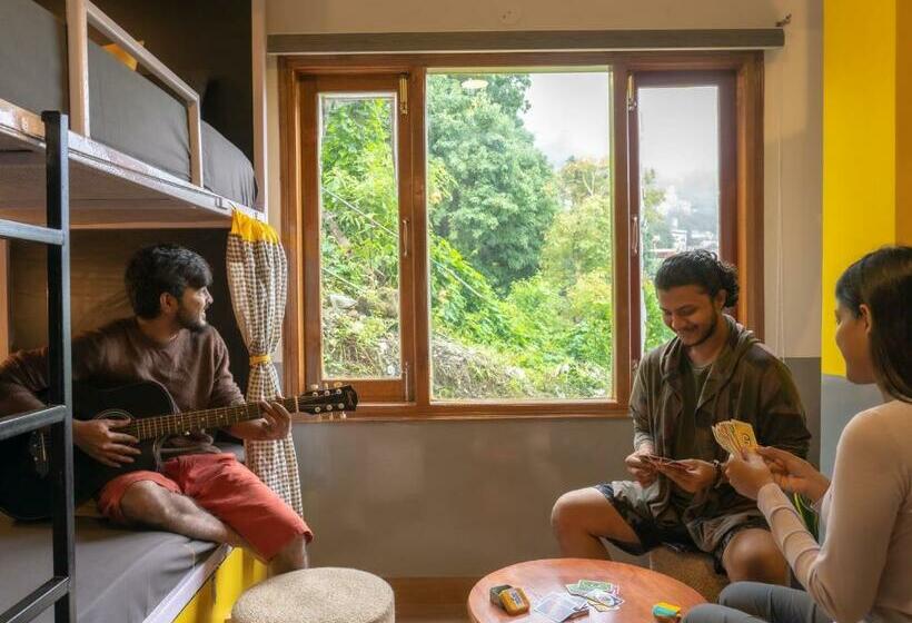 The Hosteller Mussoorie, Mall Road