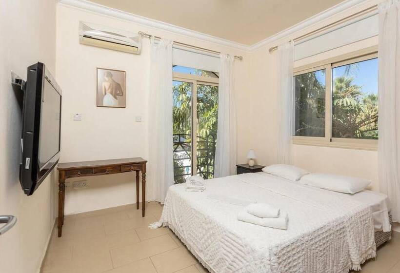 Villa Andree In Paralimni