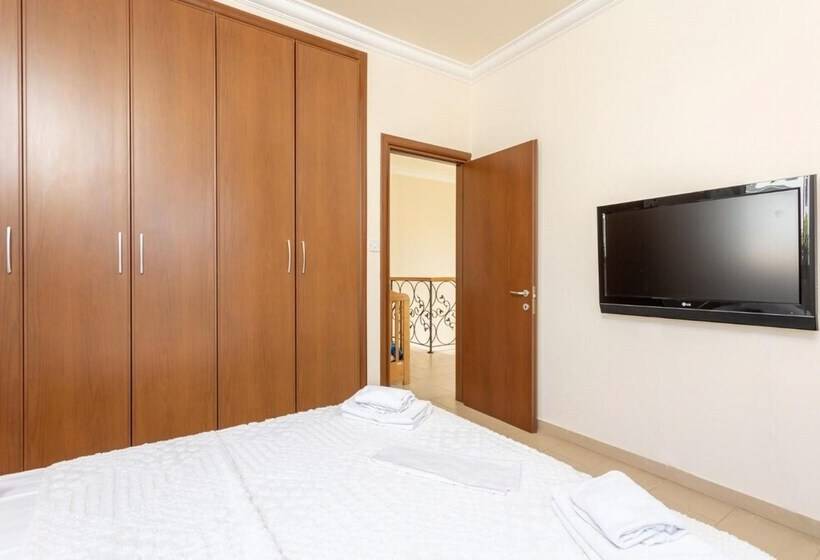 Villa Andree In Paralimni