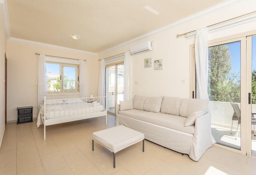 Villa Andree In Paralimni