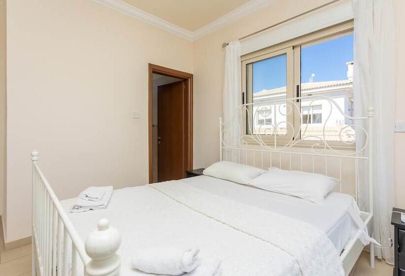 Villa Andree In Paralimni