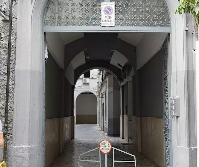 تختخواب و صبحانه I Miti Di Partenope