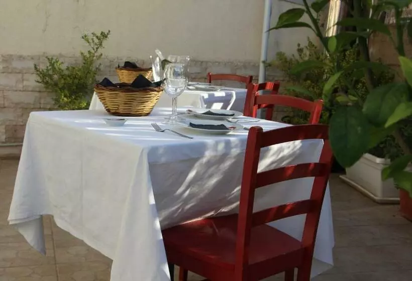 Aamiaismajoitus (B&B) I Santuzzi Beb