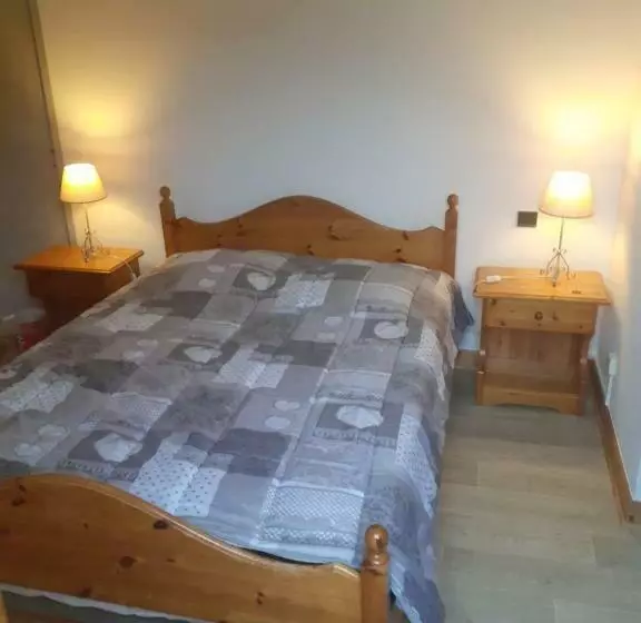 Chambre Avec Sdb, Wc Et Entrée Indépendantes Pour Les Locataires