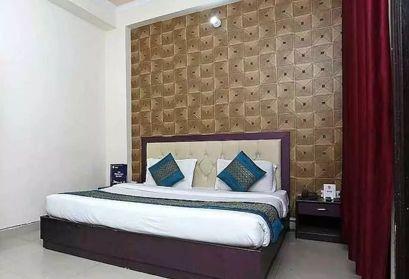 هتل Oyo 89748 Rl Residency