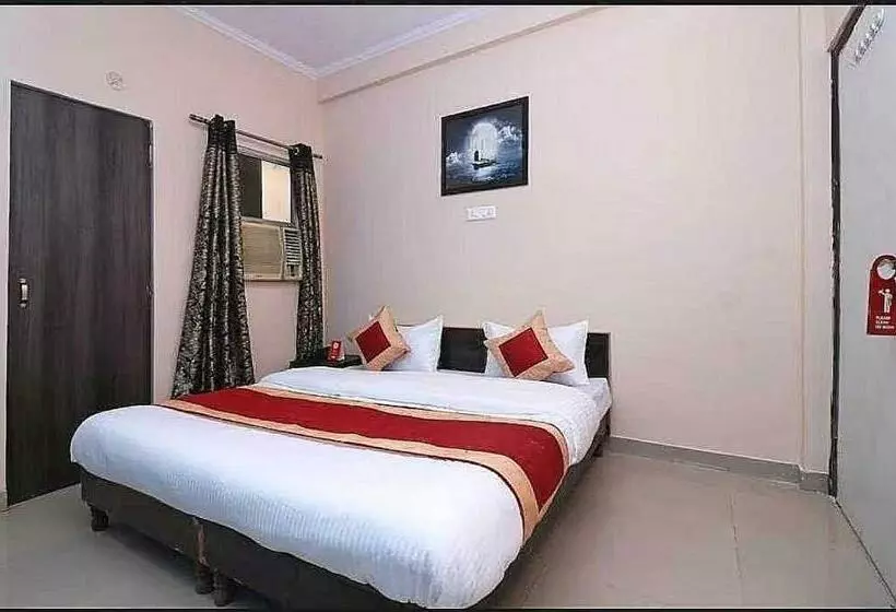 هتل Oyo 89748 Rl Residency