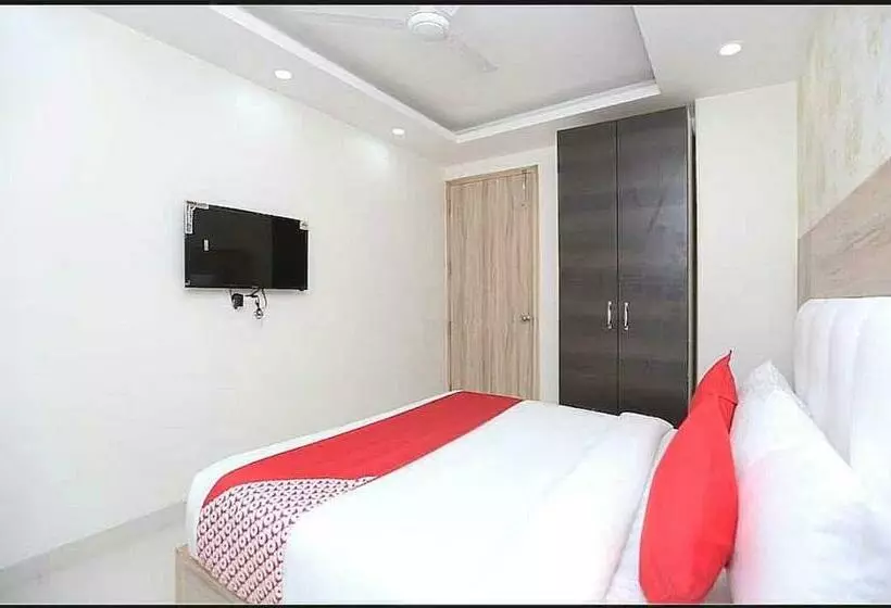 هتل Oyo 89748 Rl Residency
