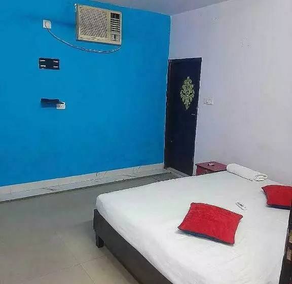 هتل Oyo 89748 Rl Residency