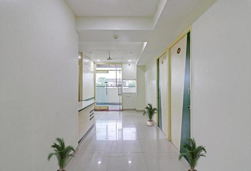 Super Hotel O Sunshine Inn