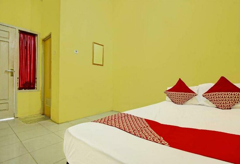 Hotel Oyo 91404 Kost Syahira
