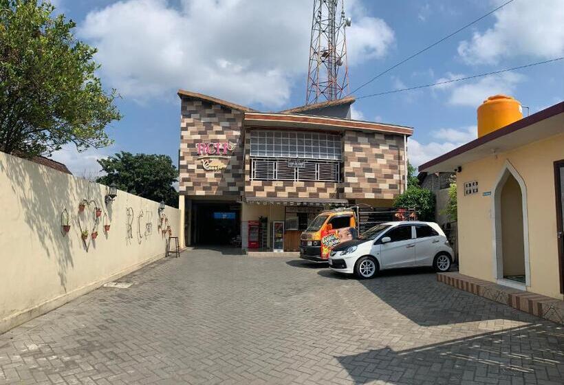 酒店 Butterfly Kost Tulungagung