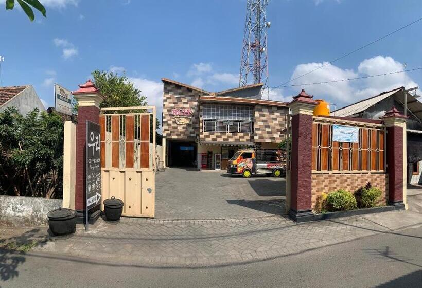 酒店 Butterfly Kost Tulungagung