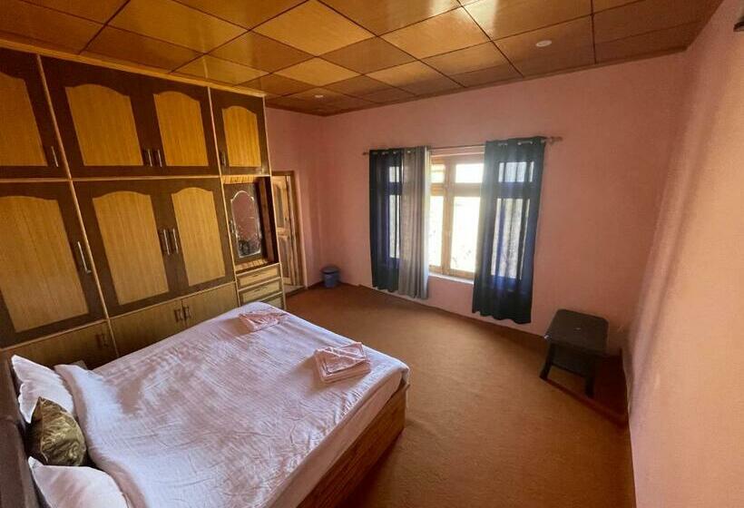 پانسیون Gaywoo Guest House