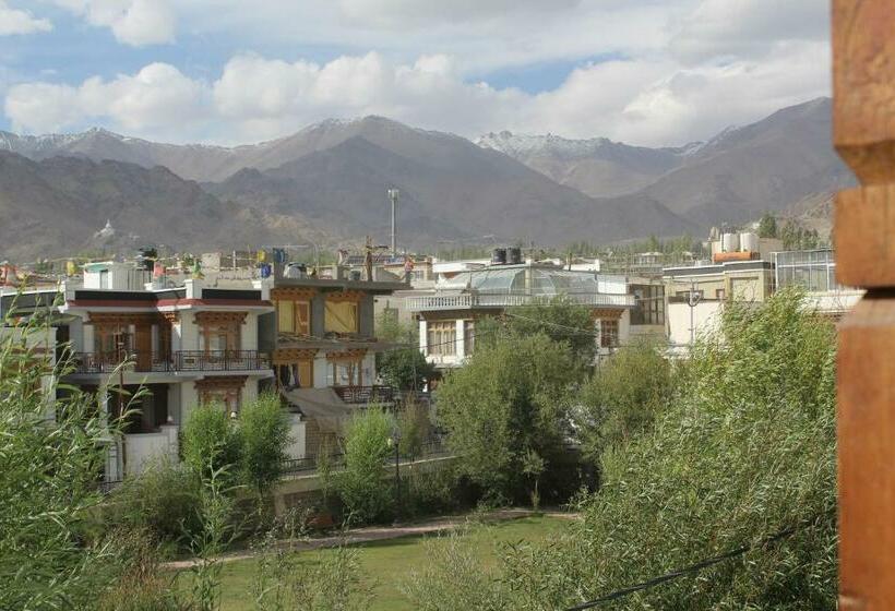 펜션 Stak Villa Guesthouse