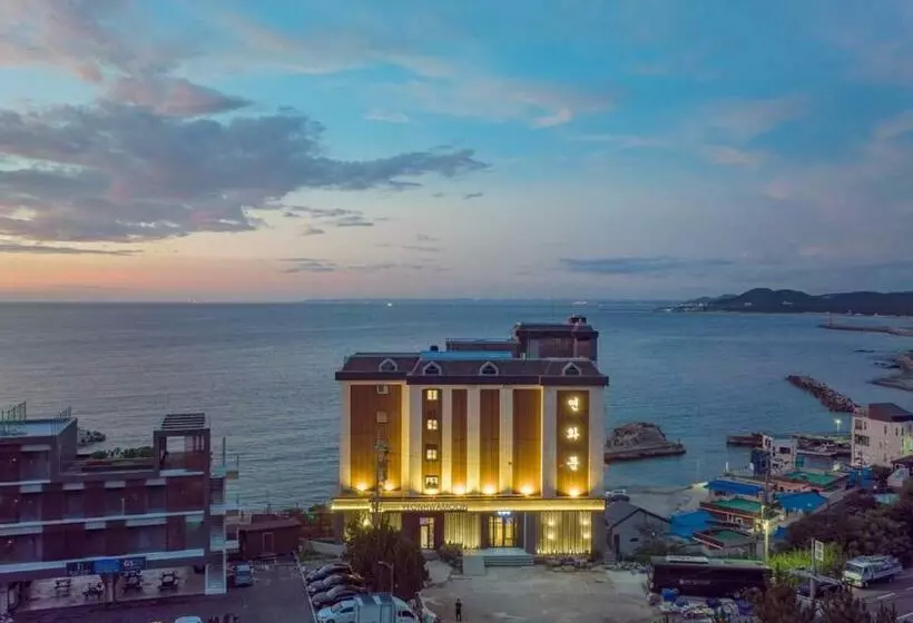 Yeonhwamun Hotel Yeongdeok