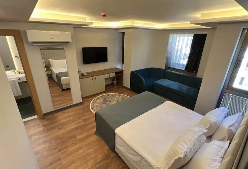 هتل Nira Boutique