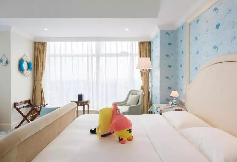 ホテル Qingdao Jinshi International