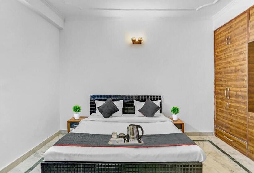 호텔 Townhouse 1071  Metro Inn Residency