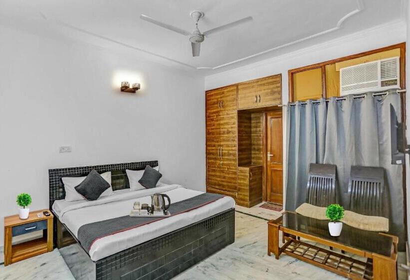 호텔 Townhouse 1071  Metro Inn Residency