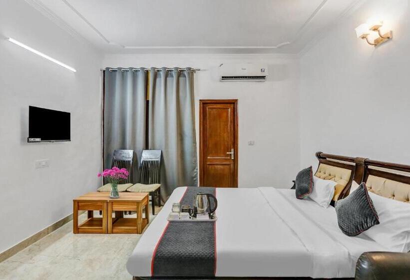 호텔 Townhouse 1071  Metro Inn Residency