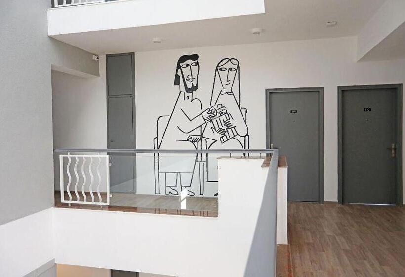 호텔 Townhouse 1071  Metro Inn Residency