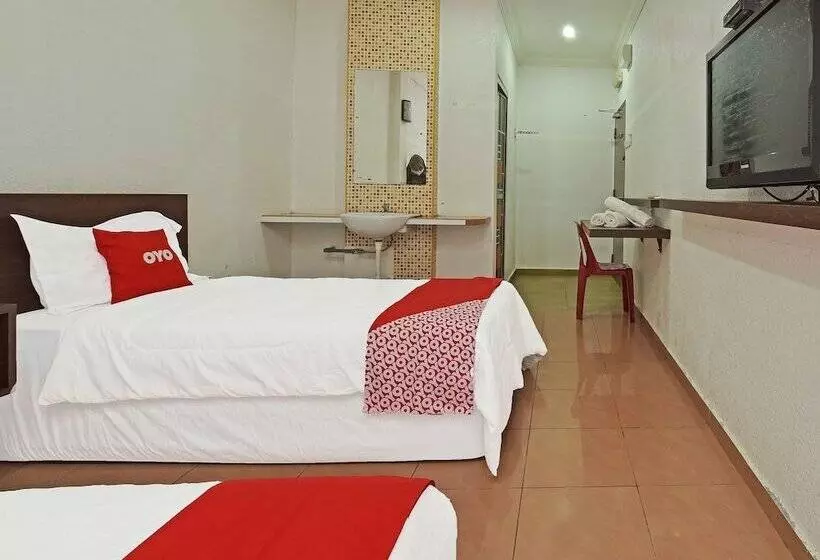 Oyo 90559 Ummul Motel C Mart