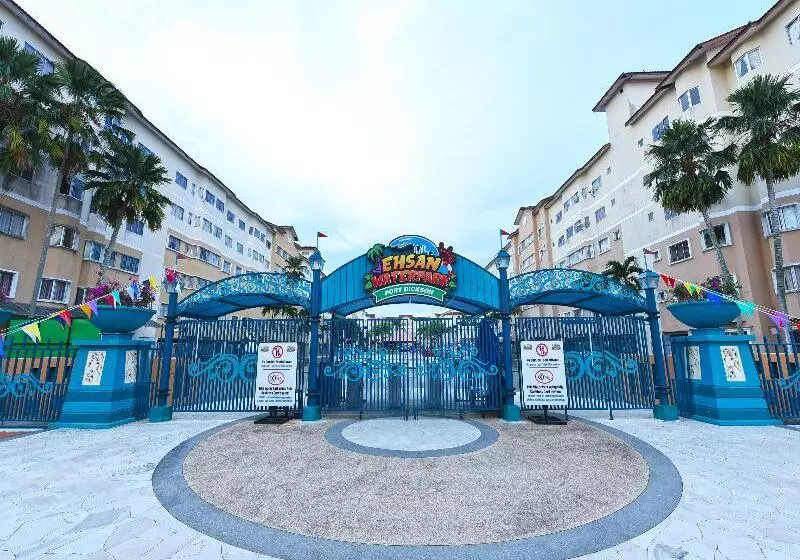 Oyo 90559 Ummul Motel C Mart