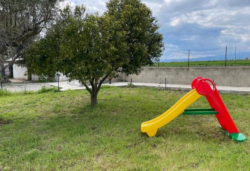 פנסיון Villa Capozza Maria Greca