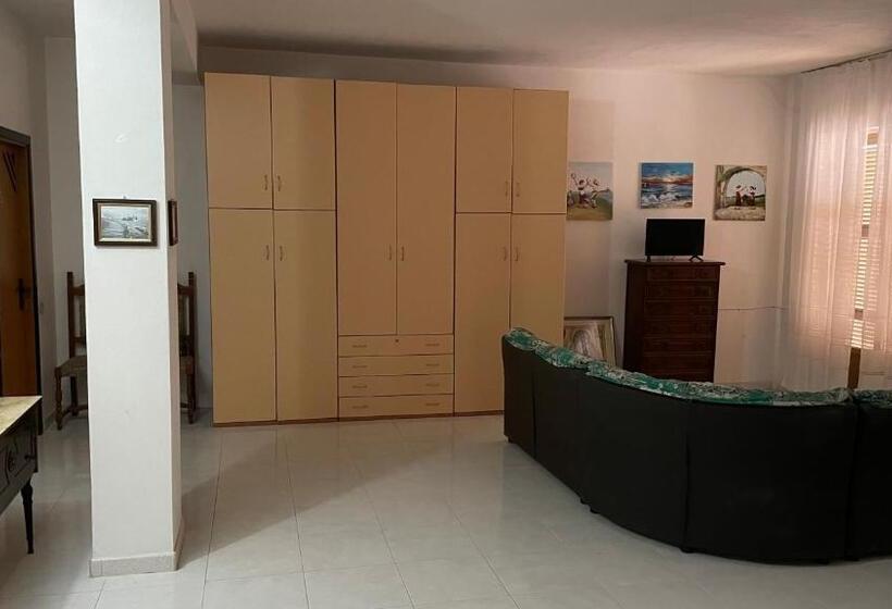 פנסיון Villa Capozza Maria Greca