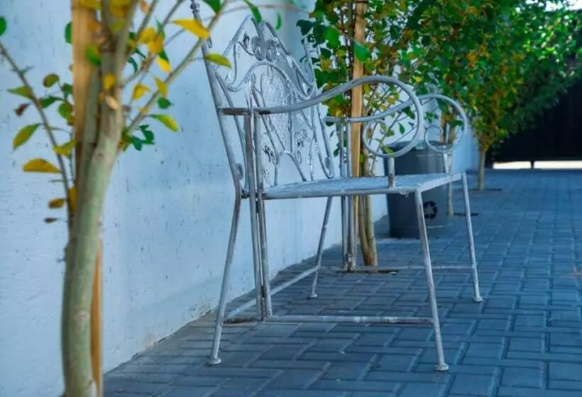 Majatalo Wilson Guest House