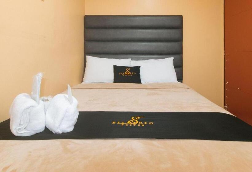 Hotell 153 Silverio Suites Paranaque City