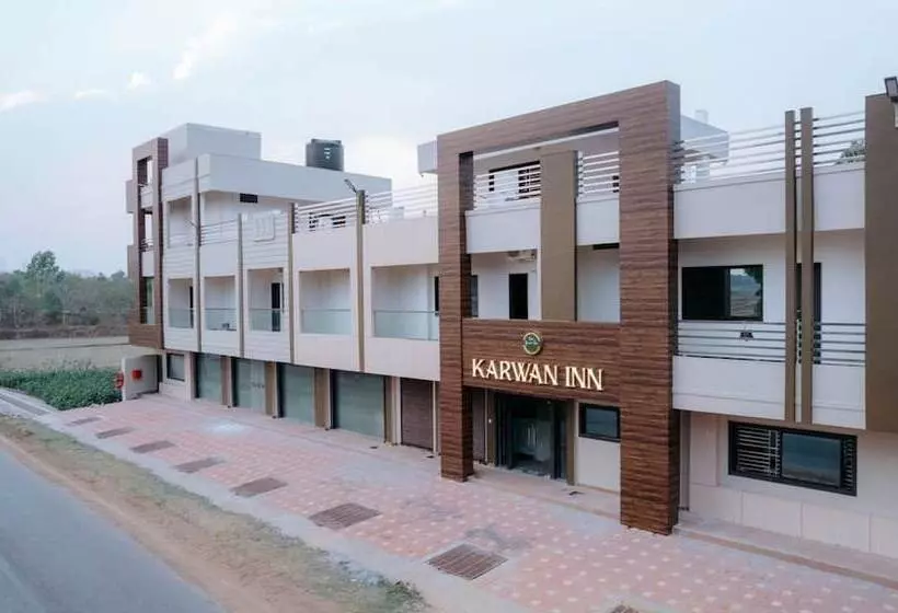Hotelli Bajaj S Karwan Inn